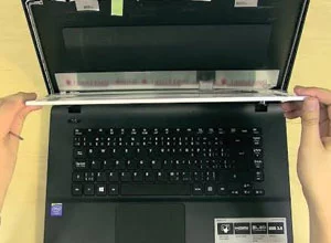 laptop screen replacement